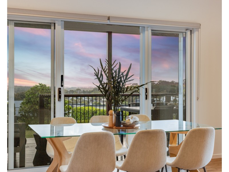 29 Mon Terre Drive, Little Mountain QLD 4551