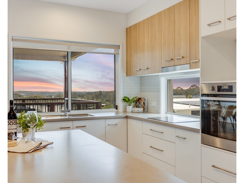29 Mon Terre Drive, Little Mountain QLD 4551