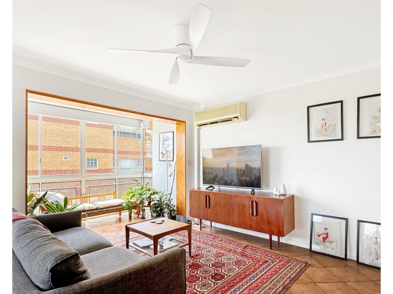 3/44 Kitchener Street, Coorparoo QLD 4151