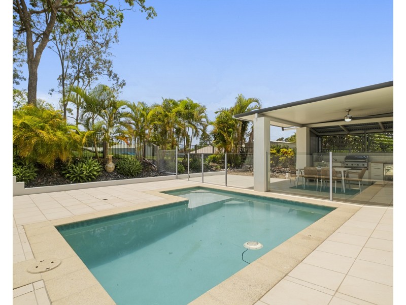 16 Rocklea Drive, Southside QLD 4570