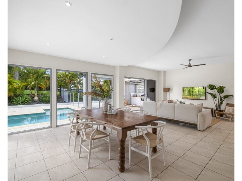16 Rocklea Drive, Southside QLD 4570