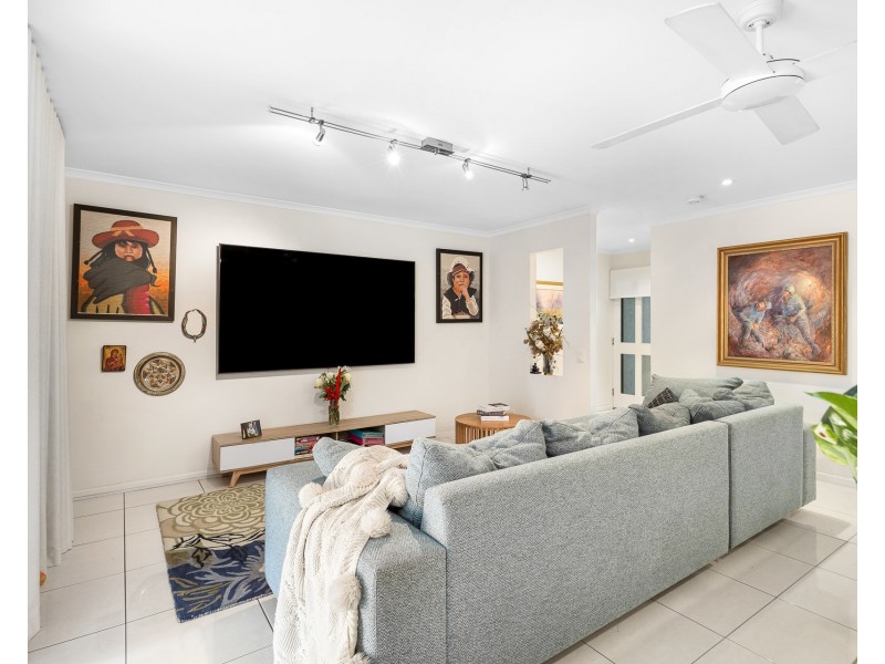 51/1 Poinsettia Court, Mooloolaba QLD 4557
