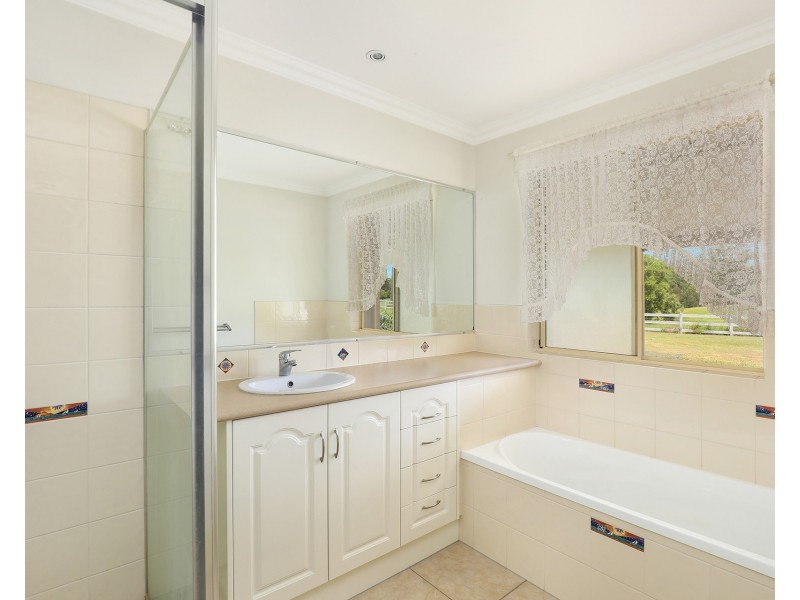 724 Petrie Creek Road, Diddillibah QLD 4559