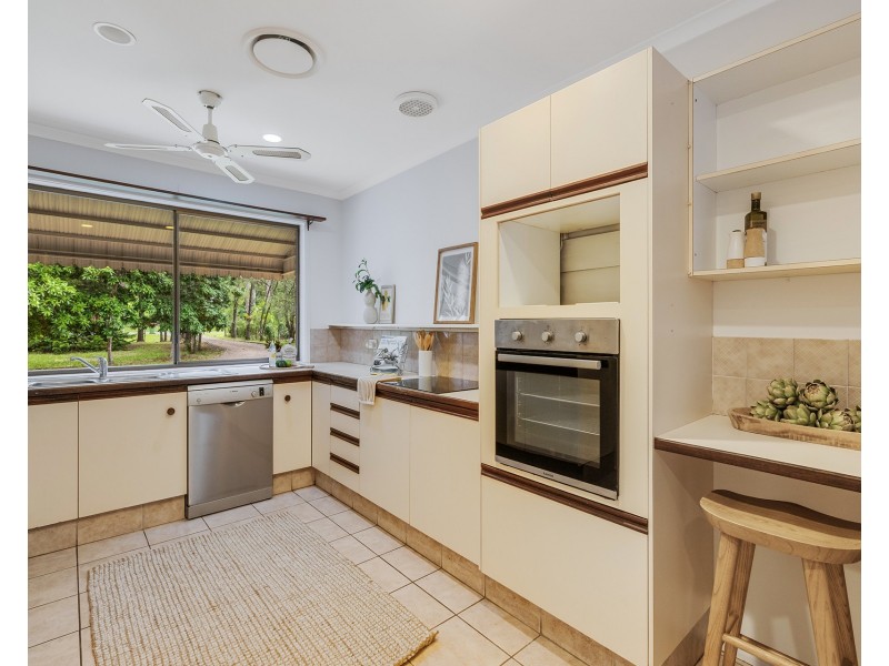 96 King Road, Mooloolah Valley QLD 4553