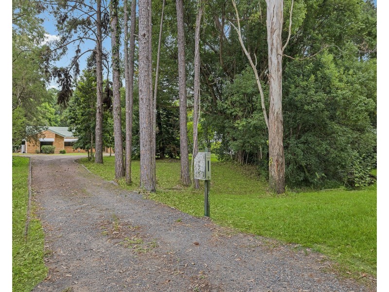 96 King Road, Mooloolah Valley QLD 4553