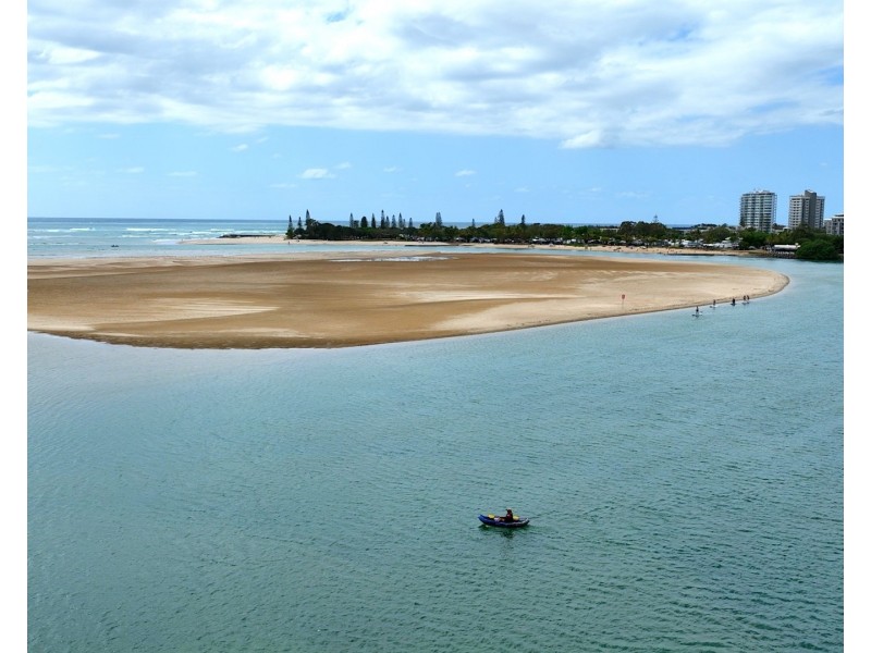 2/353 Bradman Avenue, Maroochydore QLD 4558