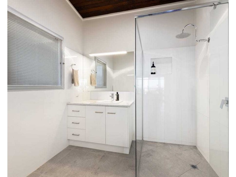 10-12 Horseshoe Bend, Buderim QLD 4556