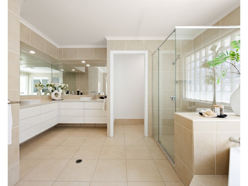 18 Plymouth Quay, Maroochydore QLD 4558