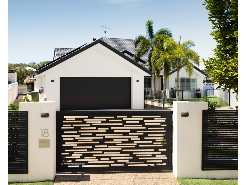 18 Plymouth Quay, Maroochydore QLD 4558