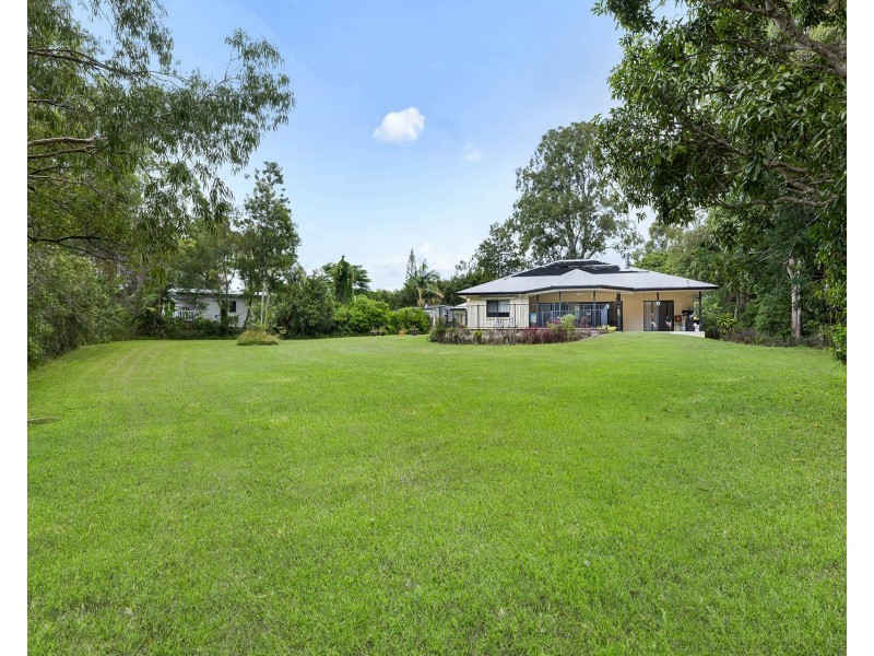 35 Mooloolah Road, Mooloolah Valley QLD 4553