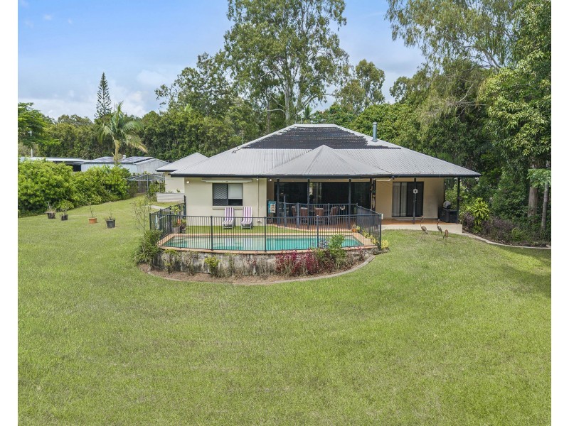 35 Mooloolah Road, Mooloolah Valley QLD 4553