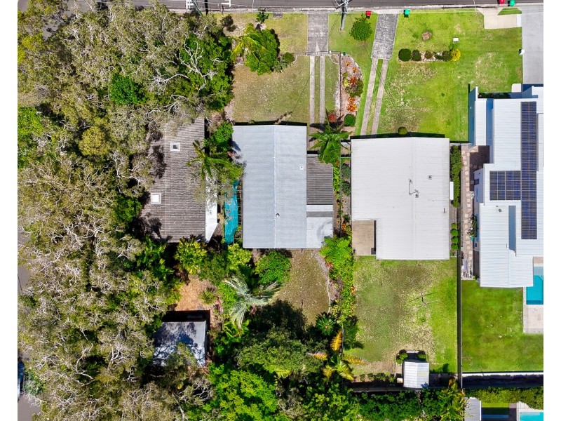 10 Jones Parade, Coolum Beach QLD 4573