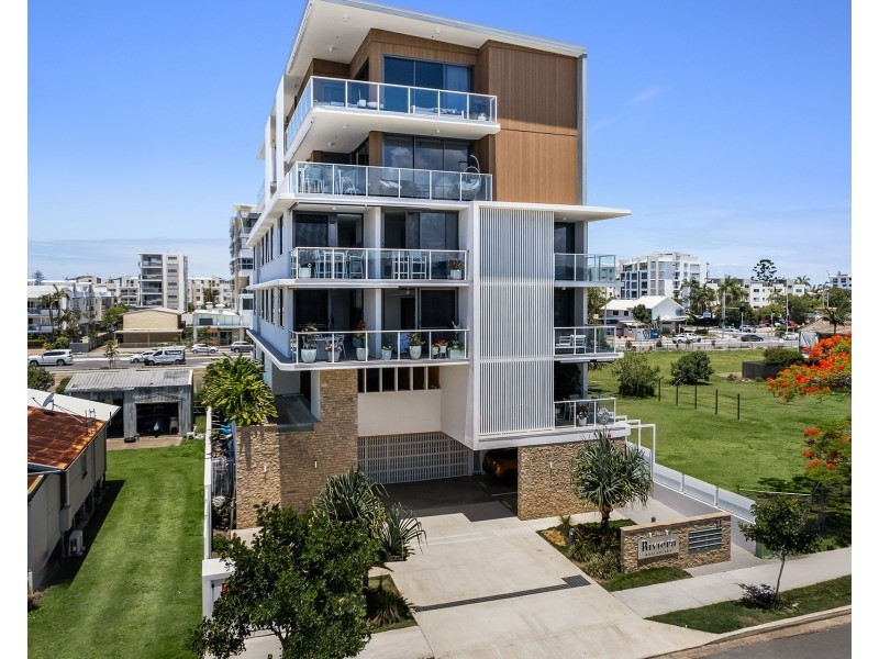 102/37 Smith Street, Mooloolaba QLD 4557