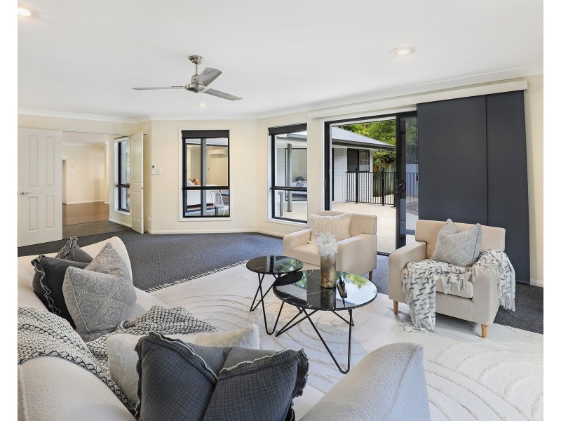 17 Jeune Drive, Buderim QLD 4556