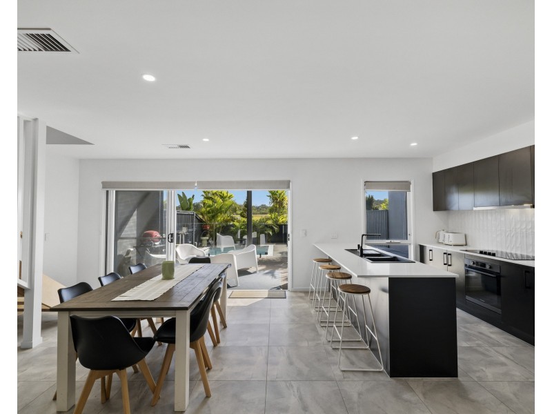 49 Sugar Mill Road, Palmview QLD 4553