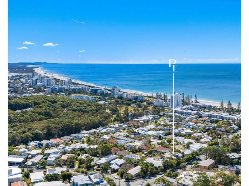 15 Ocean Crest Place, Alexandra Headland QLD 4572