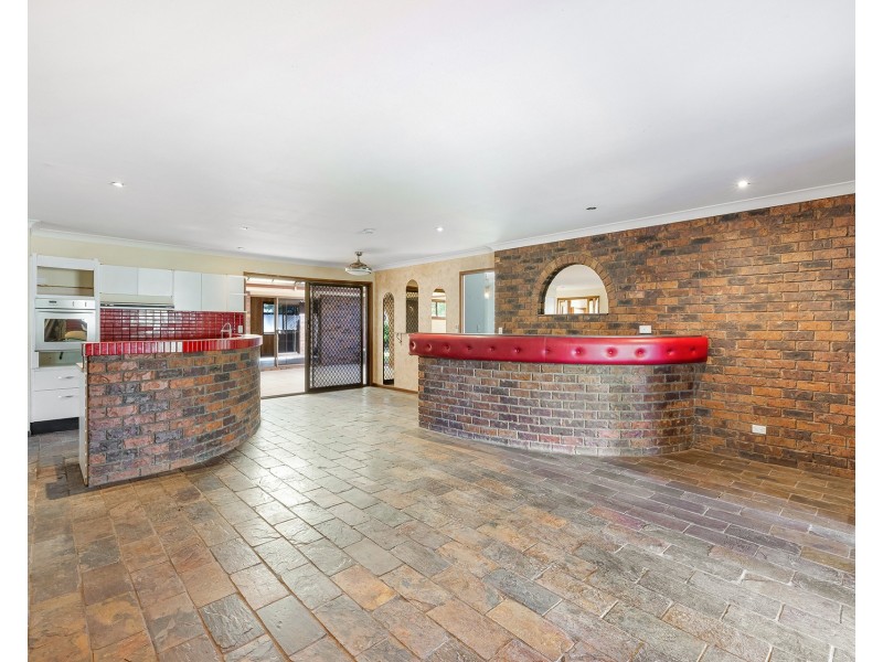 3 Whitby Court, Banksia Beach QLD 4507