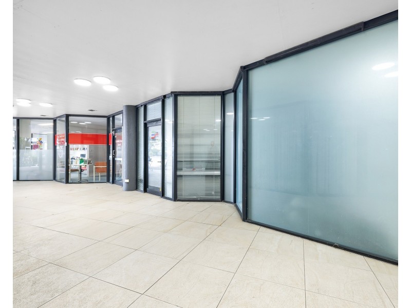 4/2-4 Ocean Street, Maroochydore QLD 4558