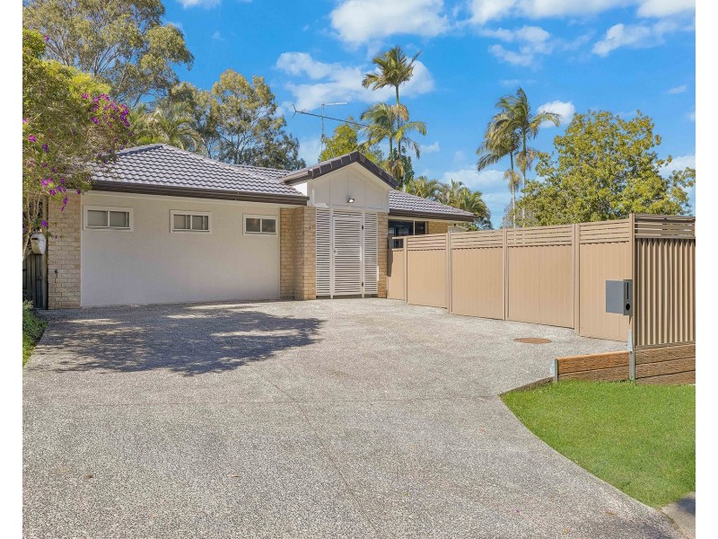 1 Dunk Place, Little Mountain QLD 4551