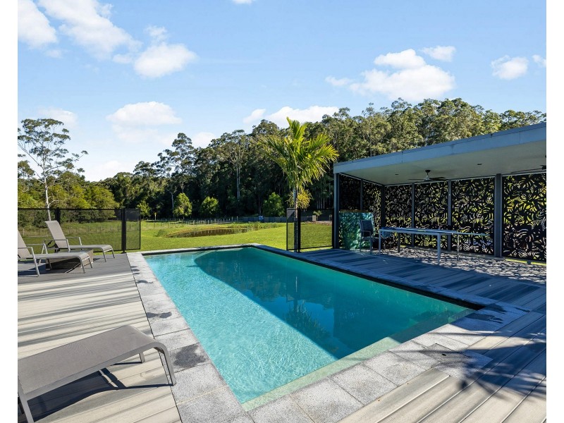 11 Bushland Place, Dulong QLD 4560