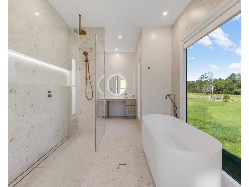11 Bushland Place, Dulong QLD 4560