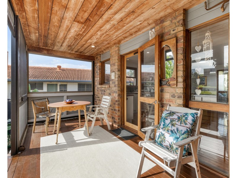 9 Brentwood Avenue, Mooloolaba QLD 4557