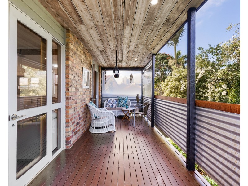 9 Brentwood Avenue, Mooloolaba QLD 4557
