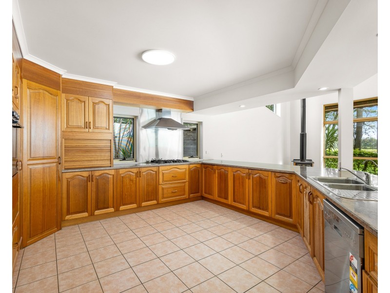 13 Hazeltine Court, Maroochydore QLD 4558