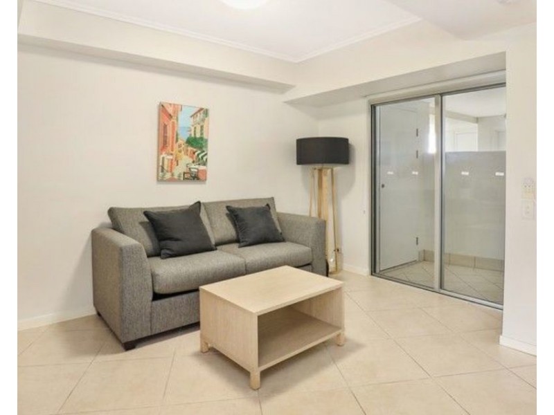 206/14 Aerodrome Road, Maroochydore QLD 4558