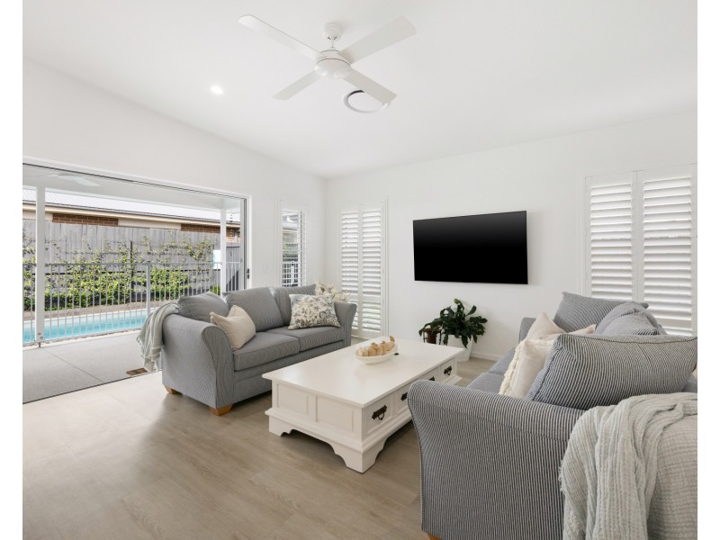 35 Greenmount Drive, Palmview QLD 4553