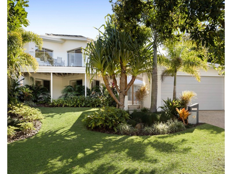 8 Cobblestone Place, Peregian Springs QLD 4573