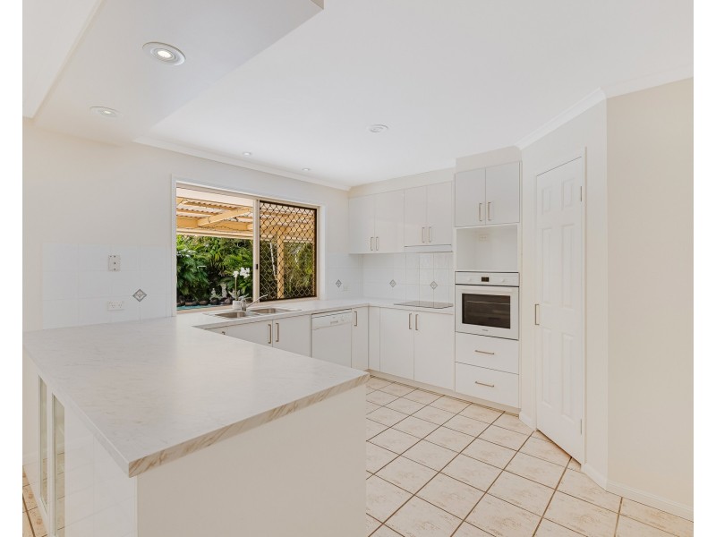 37 Columbia Street, Sippy Downs QLD 4556