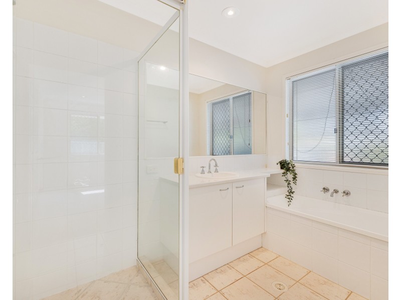 37 Columbia Street, Sippy Downs QLD 4556