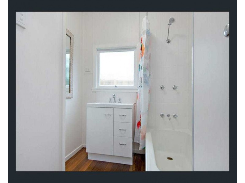31 Palmer Avenue, Golden Beach QLD 4551