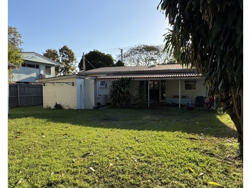 31 Palmer Avenue, Golden Beach QLD 4551
