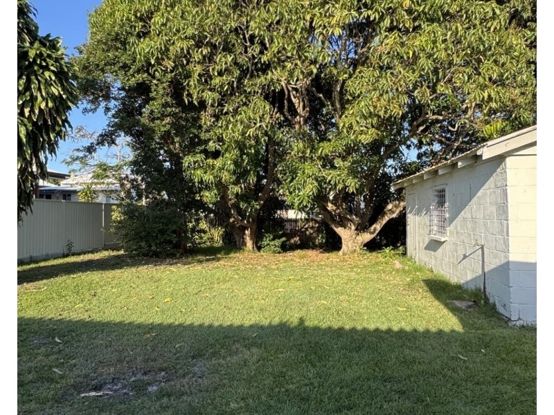 31 Palmer Avenue, Golden Beach QLD 4551