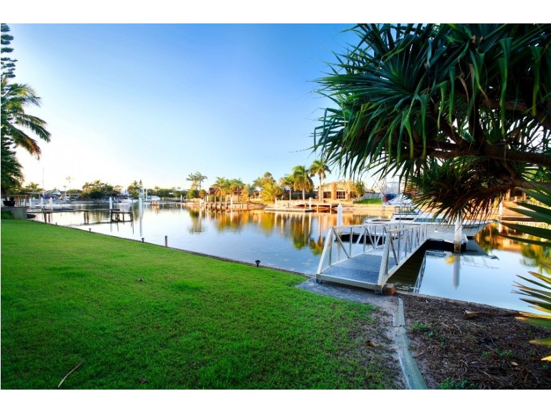 1 Waringa Court, Minyama QLD 4575