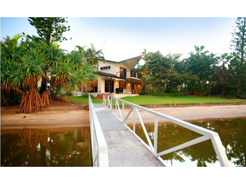 1 Waringa Court, Minyama QLD 4575