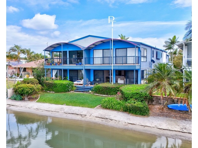 1/10 Carrothool Place, Mooloolaba QLD 4557
