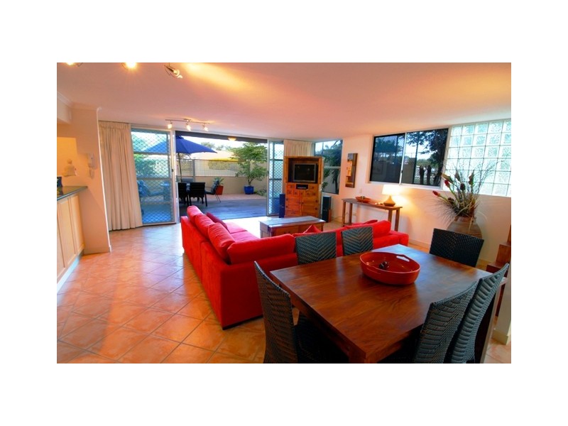 1/70 Alexandra Parade, Maroochydore QLD 4558