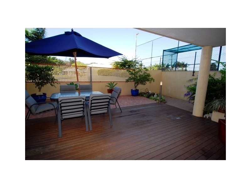 1/70 Alexandra Parade, Maroochydore QLD 4558