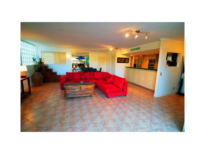 1/70 Alexandra Parade, Maroochydore QLD 4558