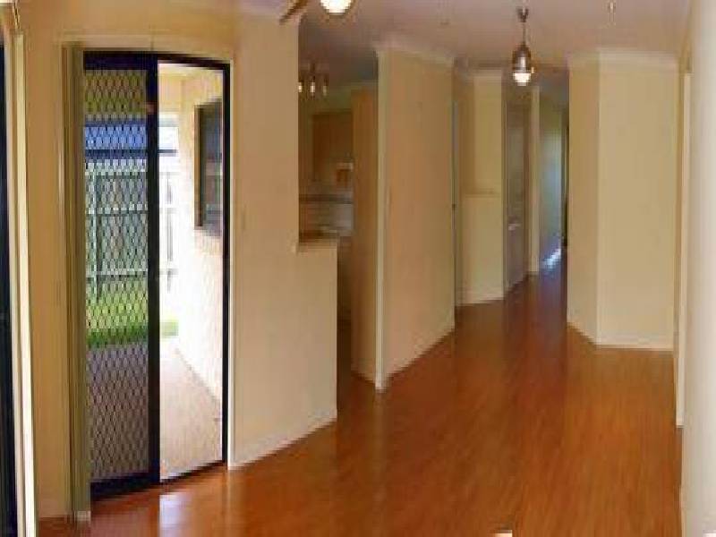 10 Lockyer Place, Pelican Waters QLD 4551