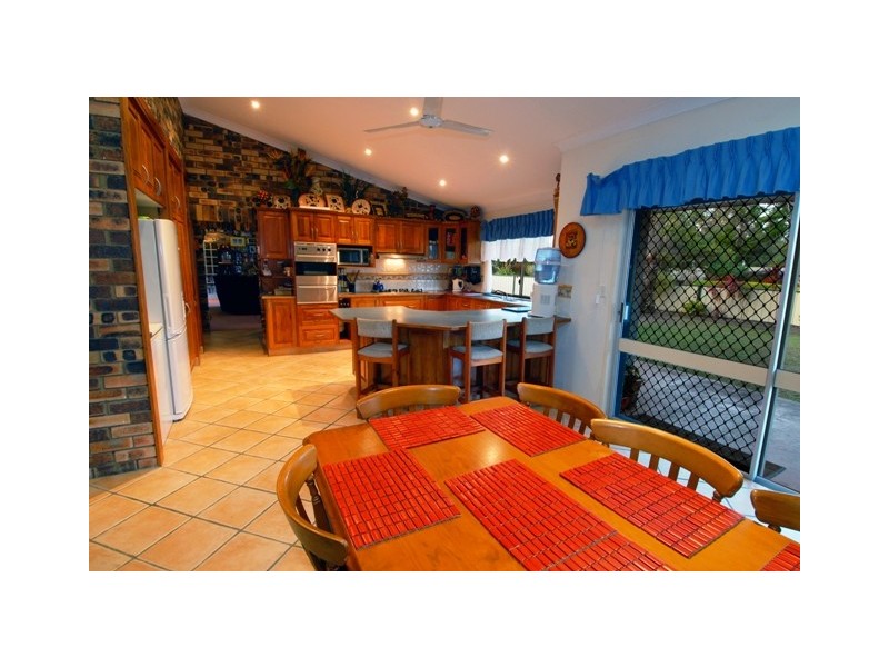23 Atkinson Road, Bli Bli QLD 4560