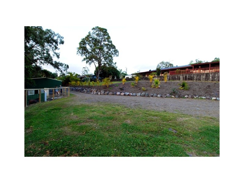 23 Atkinson Road, Bli Bli QLD 4560