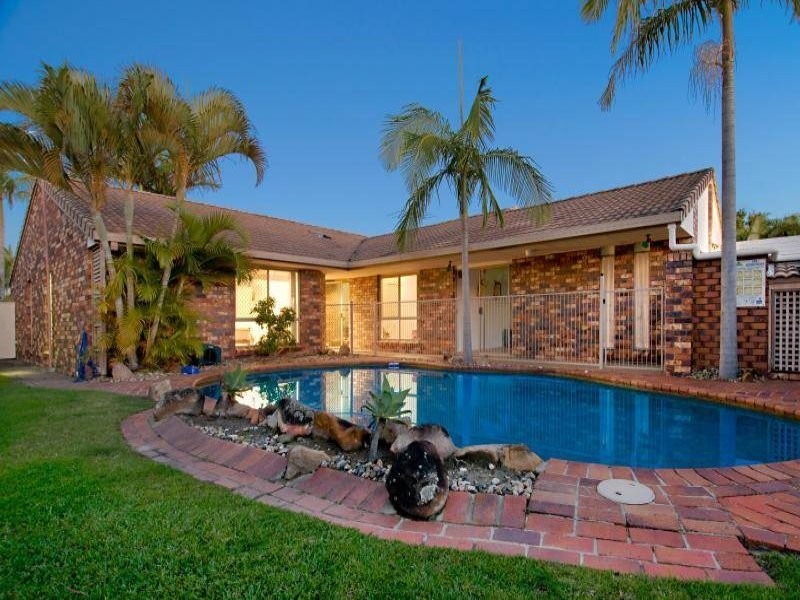 7 Sunpointe Street, Maroochydore QLD 4558