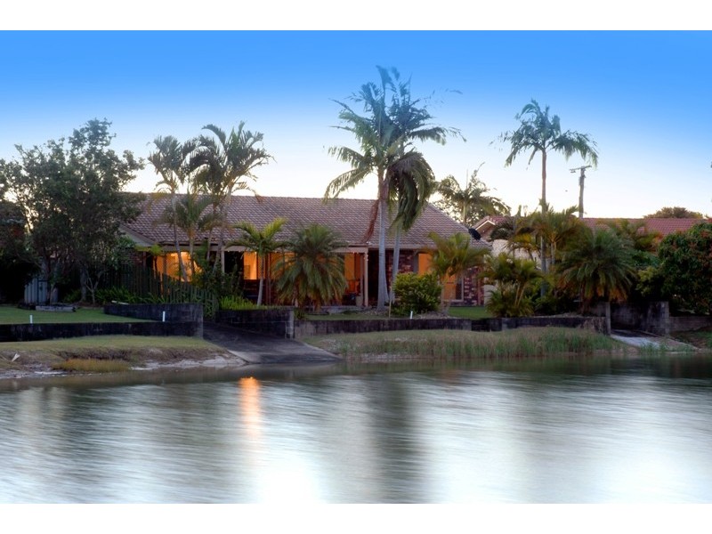 7 Sunpointe Street, Maroochydore QLD 4558