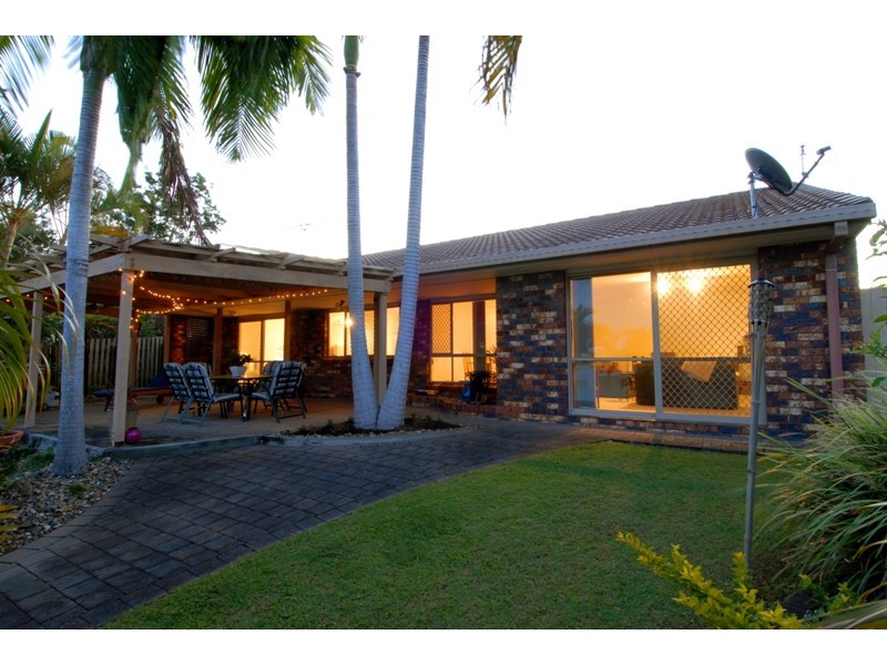 7 Sunpointe Street, Maroochydore QLD 4558