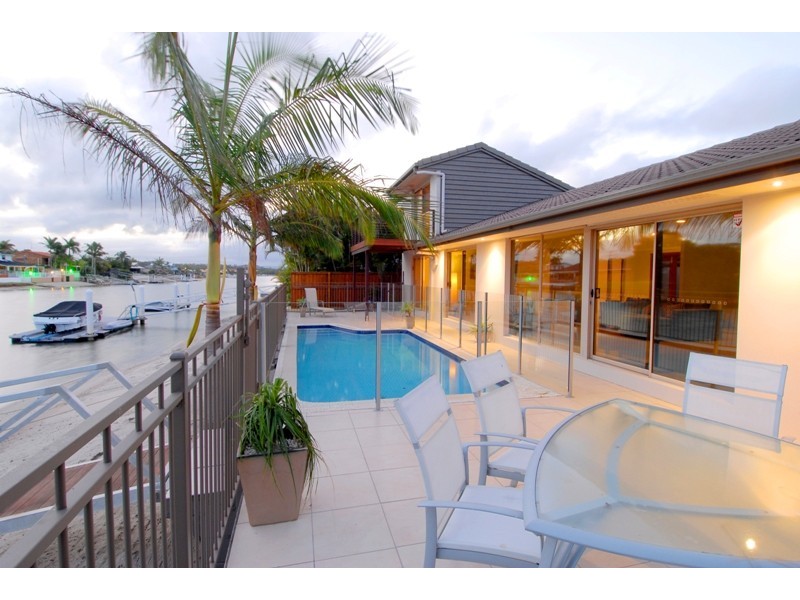 61 Buna Street, Maroochydore QLD 4558