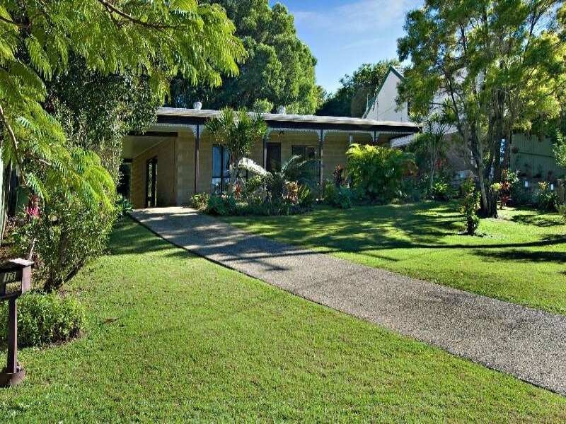 13  School Road, Bli Bli QLD 4560